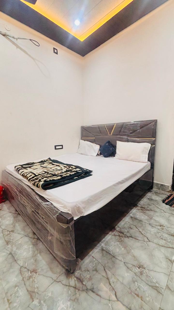 Deluxe Room Left View